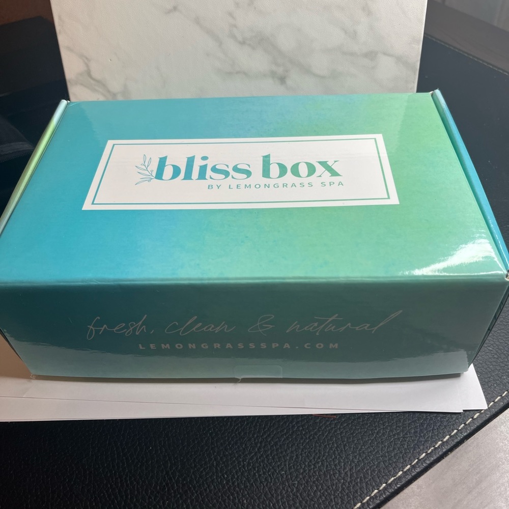 Lemongrass spa fall bliss box.